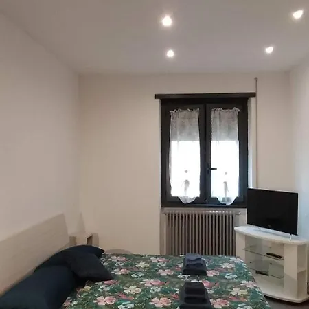 Vittoria House 아파트 *